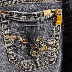 Women’s Silver Jeans Tuesday style W27L33 in excellent condition